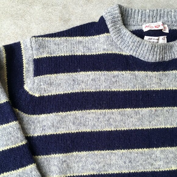 Vintage Shetland Wool Stripped Crewneck - Made in England / FINAL PRICE DROP - Picture 2 of 7